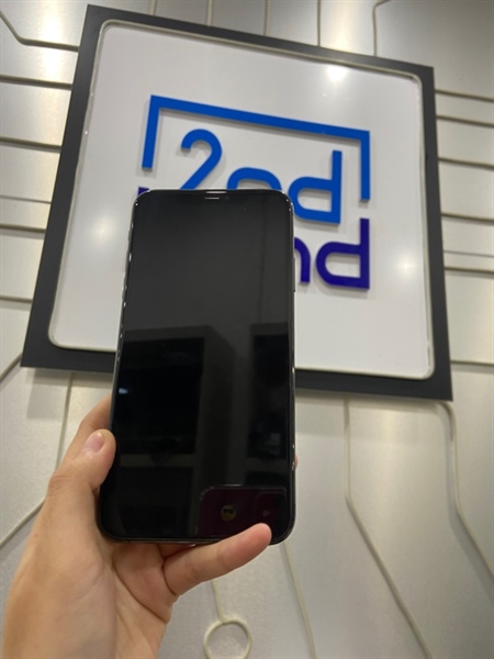 Điện thoại iPhone 11 Promax - LL/A - 64GB - Pin 87% - Màu đen - Ngoại hình: 98% - Body 3