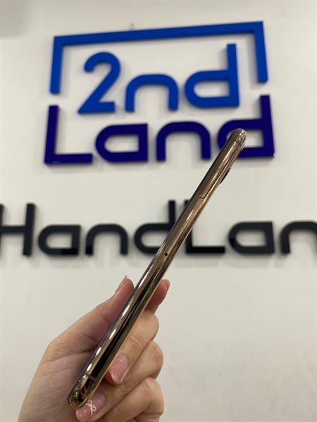 Điện thoại iPhone 11 Promax - LL/A - IOS 18.0.1 - 64gb - Màu vàng - Pin LKKXD 100% - Ngoại hình 97% - Trầy xước nhẹ - Kèm sạc linh kiện 2