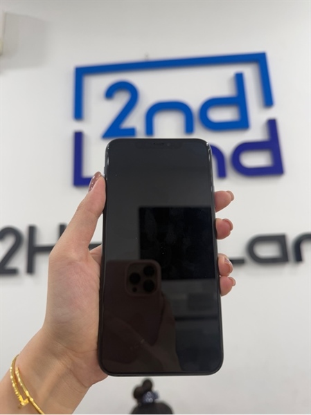 Điện thoại iPhone 11 promax - LL/A - IOS 18.6 - 64GB - Màu xanh lá - Pin 100% LKKXĐ - Ngoại hình 97% - Màn trầy - Kèm sạc 2