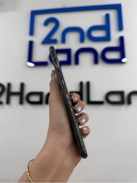 Điện thoại iPhone 11 promax - Máy mã N - LL/A - IOS 16.0 - 64GB - Màu xám - Pin thay báo dòng LKKXĐ - Ngoại hình 97% - Màn ám vàng nhẹ , màn trầy nhiều - Body 1