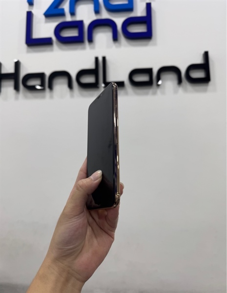 Điện thoại iPhone 11 Promax - X/A - 64GB - IOS 26.2 - Pin 100% thay new - Màu gold - Ngoại hình 97% - Body 1