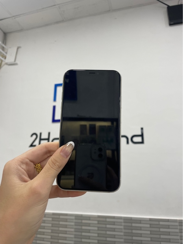 Điện thoại iPhone 11 - VN/A - 128GB - Màu trắng - Pin 96% - Ngoại hình: 98.5% - Box