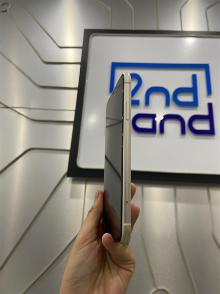 Điện thoại iPhone 11 - VN/A - 128GB - Pin 100% thay new - Màu trắng - Ngoại hình: 97% - Kèm Box 2