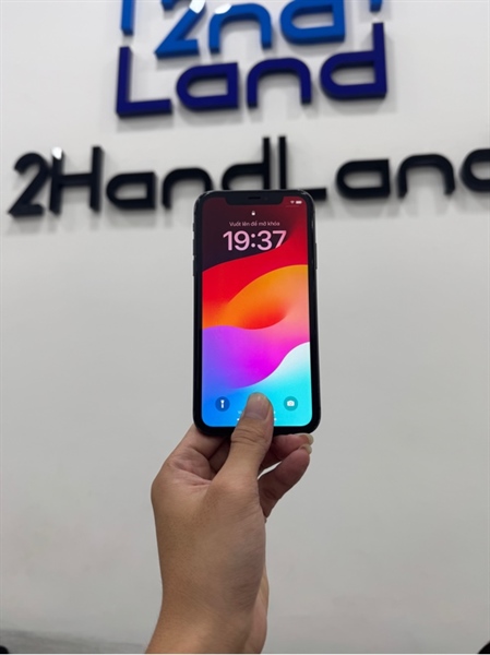 Điện thoại iPhone 11 - VN/A - 64GB - IOS 17.0.3 - Pin 100% thay new - Màu đen - Ngoại hình 97% - màn phản quang - Body 2