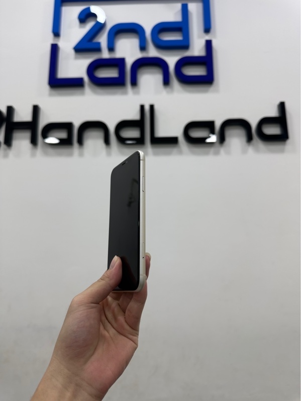 Điện thoại iPhone 11 - VN/A - 64GB - IOS 26.3 - Pin 100 đã thay new - Màu trắng - Ngoại hình 97% - màn ám - Body
