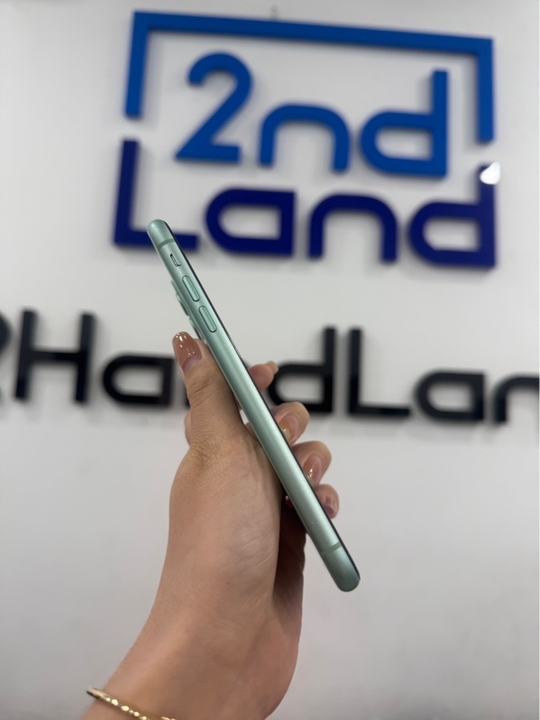 Điện thoại iPhone 11 - VN/A - IOS 26.3.1(a) - 128GB - Màu xanh - Pin thay 100% - Ngoại hình 97% - Màn LKKXD báo dòng , màn trầy , sườn cấn , viền ngoài ám xanh - Body