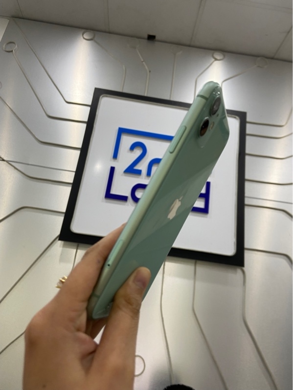 Điện thoại iPhone 11 - ZA/A - 128GB - Pin 100% đã thay - Màu xanh - Ngoại hình: 97% - Màn phản quang - Body