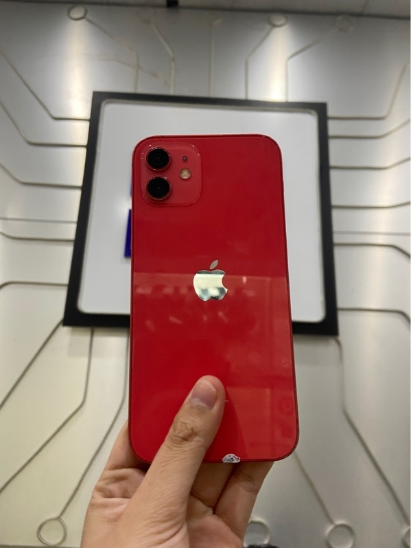 Điện thoại iPhone 12 - KH/A - IOS 26.5.2 - 128GB - Pin 85% - Màu đỏ - Ngoại hình: 96% - Trầy xước - Body