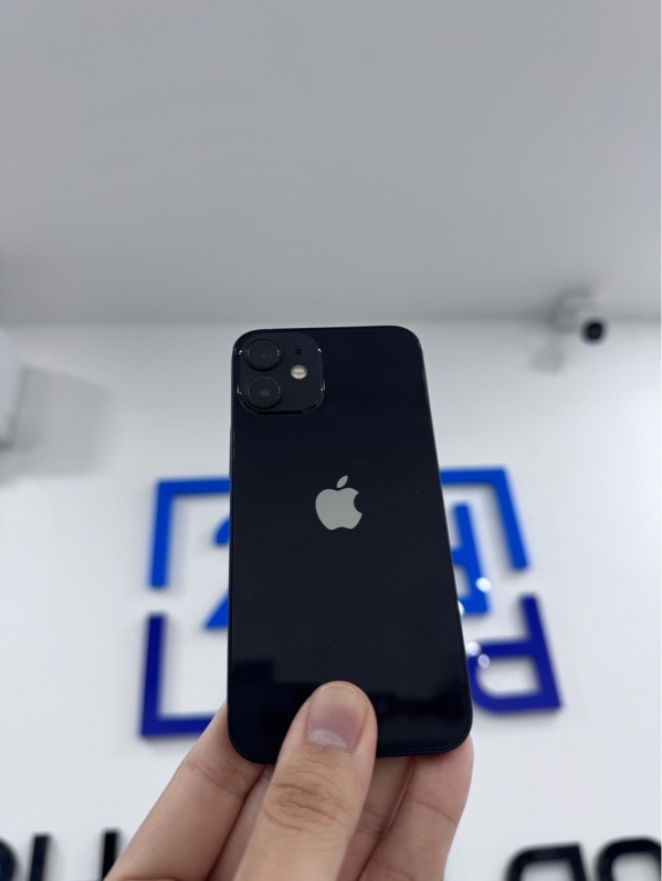 Điện thoại iPhone 12 Mini - KH/A - 128Gb - iOS 27.0.1 - Màu đen - Pin 86%, chu kỳ sạc 1813 - Ngoại hình 97% - Viền xước nhẹ, lưng xước - Body