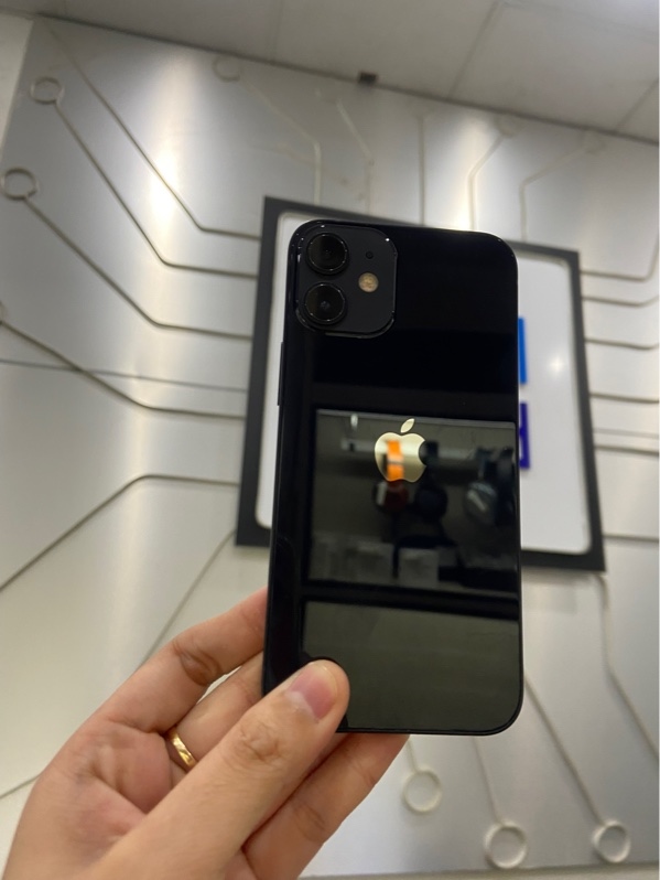 Điện thoại iPhone 12 Mini - KH/A - 128GB - Pin 86% - Màu đen - Ngoại hình: 97% - Xước cấn sườn nhẹ - Body