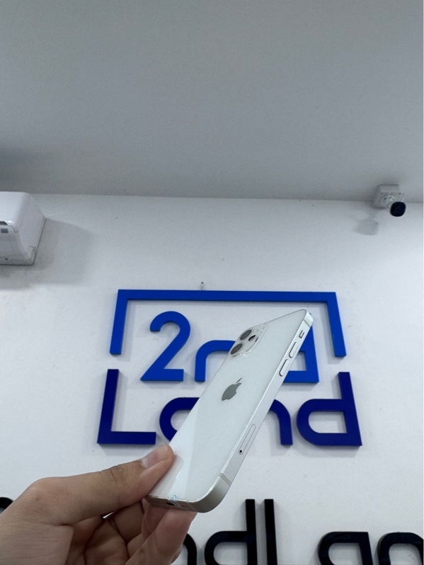 Điện thoại iPhone 12 mini - KH/A - 64gb - ios 26.5 - Màu trắng - Pin 92% - Ngoại hình 97% - Cấn nhẹ, màn đánh kính - Kèm sạc linh kiện