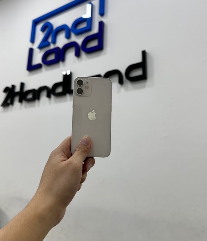 Điện thoại iPhone 12 Mini - KH/A - 64GB - IOS 26.5 - Pin 92% - Màu trắng - Ngoại hình 97% - Cam sau vài đốm bụi mờ - Body