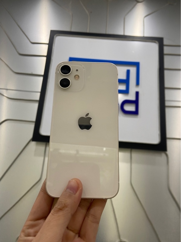 Điện thoại iPhone 12 Mini - KH/A - 64GB - Pin 100% linh kiện - Màu trắng - Ngoại hình: 98% - Body