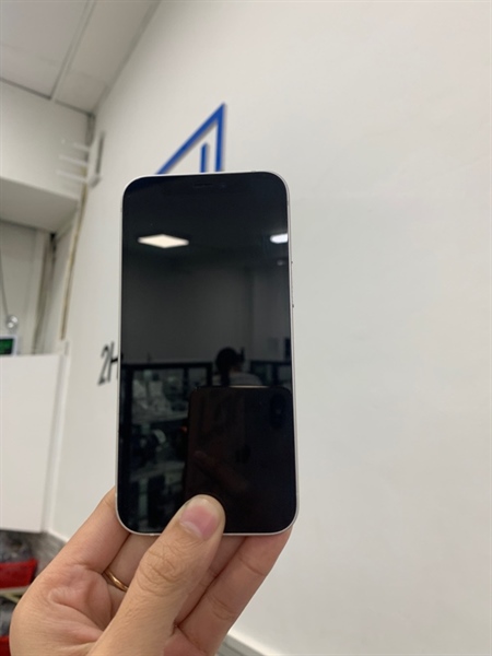 Điện thoai iPhone 12 mini - X/A - 256GB - Màu trắng - Pin 100% đã thay - Ngoại hình: 97% - Màn sướt mèo - Body 2