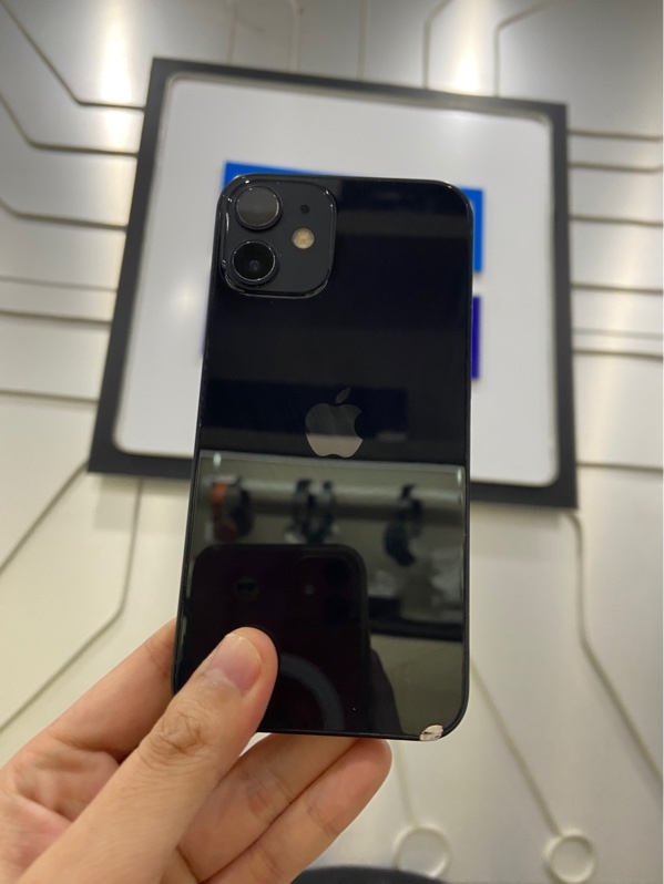 Điện thoại iPhone 12 Mini - ZP/A - 64GB - Mã N đổi trả bảo hành - Pin 100% đã thay - Màu đen - Ngoại hình: 97% - đã thay linh kiện chính hãng, màn ám viền vàng, xước - Body
