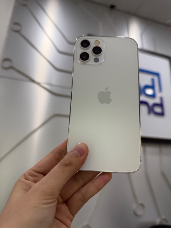 Điện thoại iPhone 12 pro - KH/A - 128gb - Màu trắng - Pin thay new 100% - Ngoại hình 98% - Màn ép kính - Body