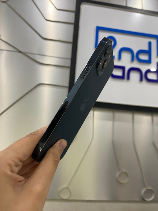 Điện thoại iPhone 12 Pro - LL/A - 128GB - IOS 18 - Pin 100% thay new - Màu xanh - Ngoại hình: 97% - Body