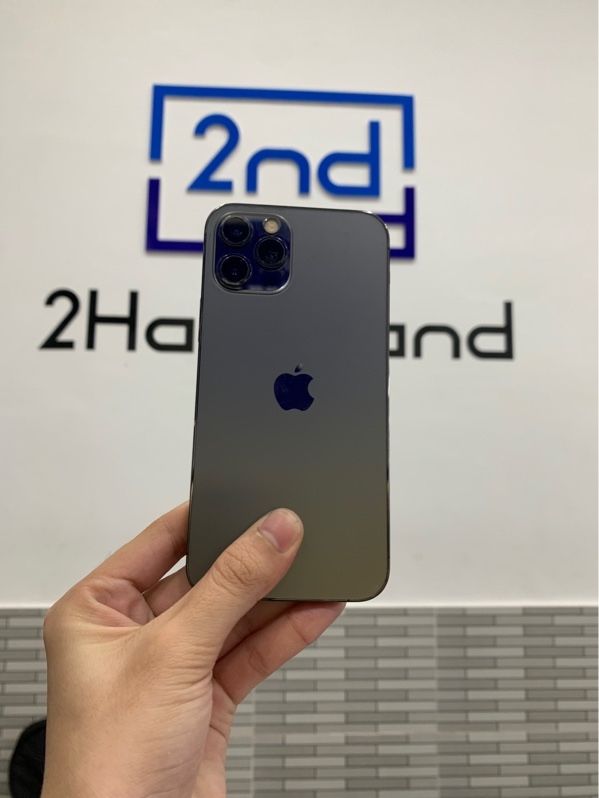Điện thoại iPhone 12 Pro - LL/A - 128GB - Màu đen - Pin 96% - Ngoại hình: 97,5% - trầy sườn nhẹ - Body