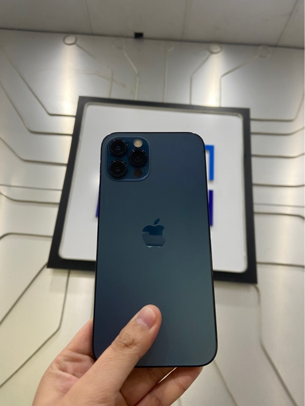 Điện thoại iPhone 12 Pro - LL/A - 128GB - Pin linh kiện 100% - Màu xanh - Ngoại hình: 97% - Xước thân - Body