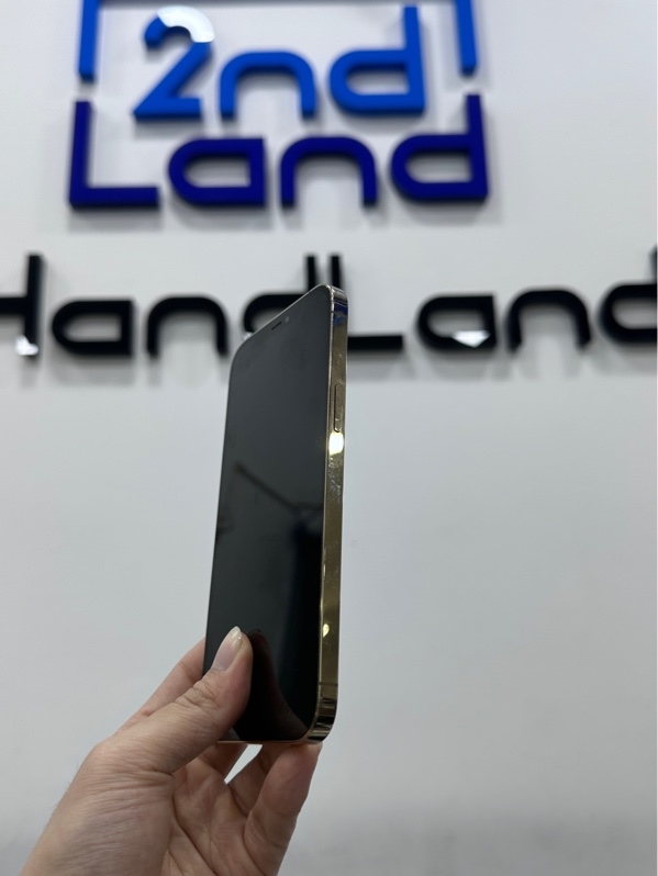 Điện thoại iPhone 12 Promax - J/A - 512GB - IOS 26.6.1 -Pin 100% (Thay chính hãng) - Màu Gold - Ngoại hình 97% - Màn lưu ảnh nhẹ - Body