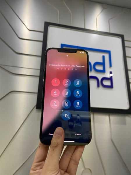 Điện thoại iPhone 12 Promax - KH/A - 128GB - IOS 18.6.2 - Pin thay new - Màu đen - Ngoại hình: 97.5% - Màn lưu ảnh nhẹ icon - Body 3