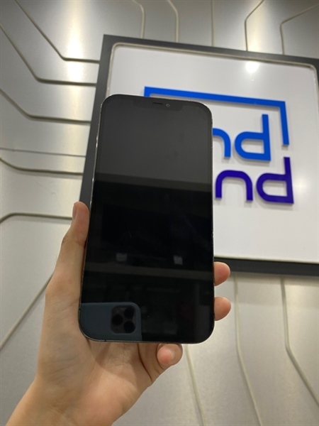 Điện thoại iPhone 12 Promax - LL/A - 128GB - IOS 18.1 - Pin 100% thay new - Màu đen - Ngoại hình: 97% - Đã thay lưng, ép kính - Body 3