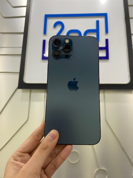 Điện thoại iPhone 12 Promax - LL/A - 256GB - Pin 100% thay new - Màu xanh - Ngoại hình: 98% - Lưng thay, ép kính, cam sau trầy cấn viền, kính cam xước 1 vết - Body