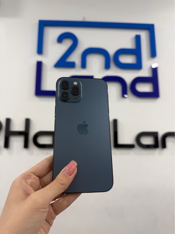 Điện thoại iPhone 12 Promax - LL/A - IOS 26.5 - 256GB - Màu xanh - Pin linh kiện 100% - Ngoại hình 97% - faceid hư , lỗi cam chân dung trước ( khi chuyển chế độ cam không hoạt động) , máy trầy, màn trầy - Không phụ kiện
