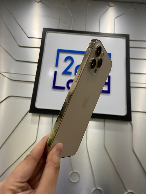 Điện thoại iPhone 12 Promax - VN/A - 256GB - IOS 26.5 - Màu Gold - Pin 100% thay new - Màu gold - Ngoại hình: 97% - Đã thay lưng + màn lưu ảnh nhẹ - Body