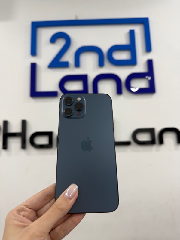 Điện thoại iPhone 12 promax - VN/A - IOS 26.2.1 - 128GB - Màu xanh - Pin thay 100% - Ngoại hình 97% - Vàng viền nhẹ , cấn góc - Kèm sạc linh kiện