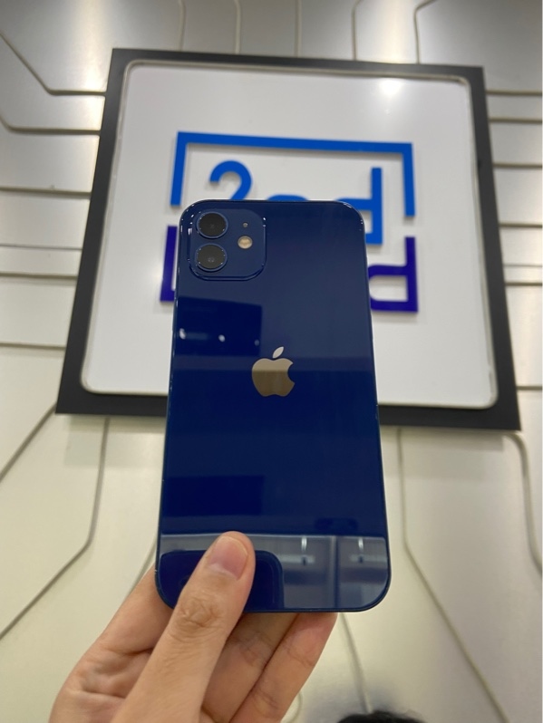 Điện thoại iPhone 12 - VN/A - 128GB - Pin đã thay linh kiện - Màu xanh - Ngoại hình: 97% - Tróc sơn viền nhiều - Body