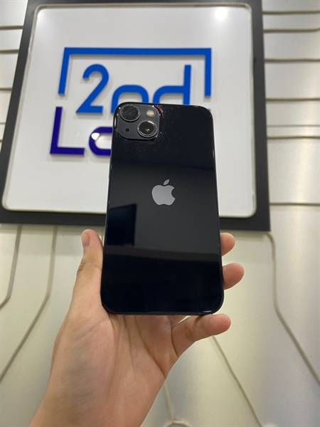 Điện thoại iPhone 13 - LL/A - 128GB - IOS 18.6.2 - Pin 100% thay new - Màu đen - Ngoại hình: 97% - Kính trầy - Body