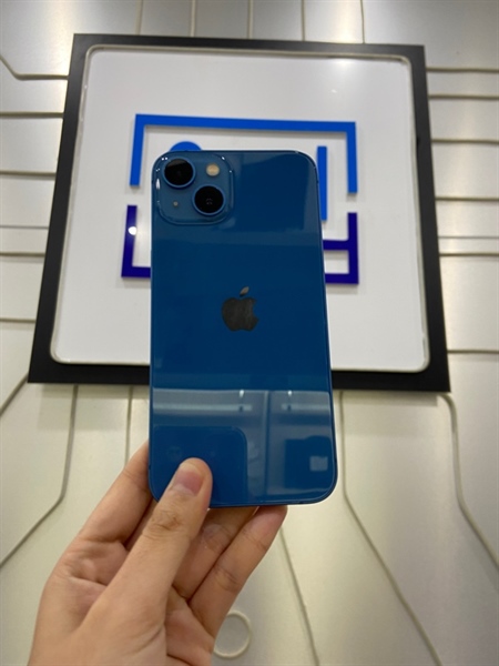 Điện thoại iPhone 13 - LL/A - 128GB - Máy lock - Pin 100% - Chu kì sạc 110 lần - Màu xanh - Ngoại hình: 98% - Body