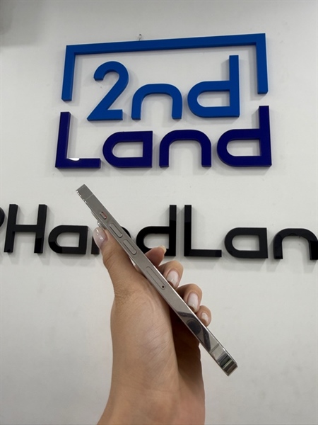 Điện thoại iPhone 13 pro - J/A - IOS 18.6.2 - 128GB - Màu trắng - Pin 82% - Ngoại hình 97% - Viền vàng nhẹ , màn thay chính hãng - Body 1