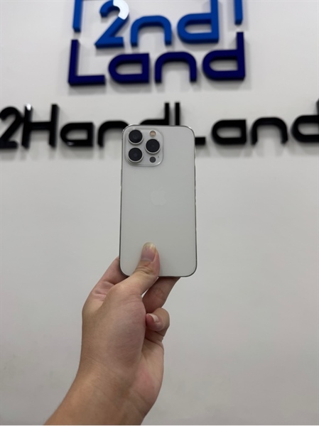 Điện thoại iPhone 13 Pro - KH/A - 256GB - IOS 26.1 - Pin 100% - Màu trắng - Ngoại hình 97% - Màn camera đã thay, nứt kính lưng nhỏ xíu - Body