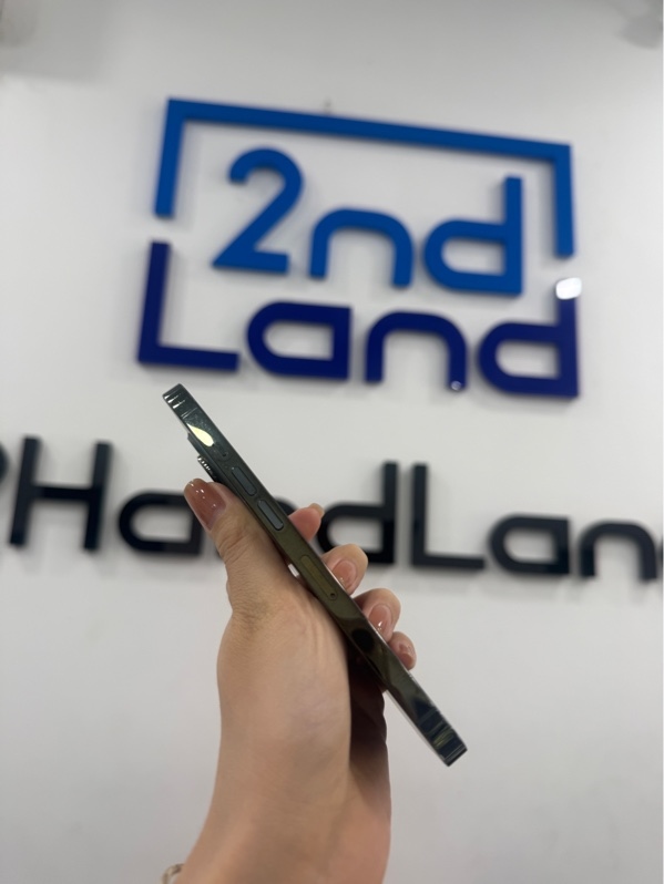 Điện thoại iPhone 13 pro - TA/A - ios 18.7.7 - 128GB - Màu xanh - Pin thay 100% - Ngoại hình 97% - Màn trầy , đánh kính , viền cam trầy , viền trầy cấn - Body