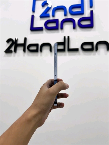 Điện thoại iPhone 13 Promax - LL/A - 1 TB - IOS 18.5 - Pin 85% - Máy lock - Màu xanh - Ngoại hình 98% - Camera trước bụi trong nhẹ , màn lưu ảnh nhẹ khó thấy - Body 1