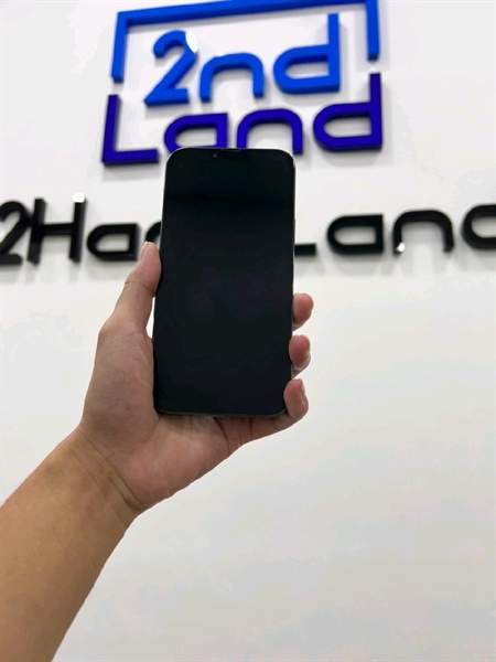 Điện thoại iPhone 13 Promax - LL/A - 1 TB - IOS 18.5 - Pin 85% - Máy lock - Màu xanh - Ngoại hình 98% - Camera trước bụi trong nhẹ , màn lưu ảnh nhẹ khó thấy - Body 2