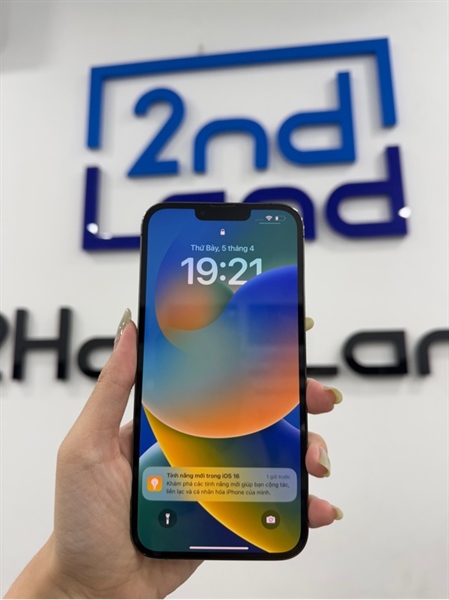 Điện thoại iPhone 13 promax - LL/A - IOS 16.0.3 - 128GB - Màu xám - Pin 82% - Ngoại hình 97% - Màn trầy - Kèm sạc 2