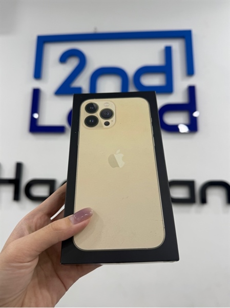 Điện thoại iPhone 13 Promax - LL/A - IOS 18.6.2 - 128GB - Màu gold - Pin thay 100% - Ngoại hình 98% - trầy xước viền ít - Kèm Box