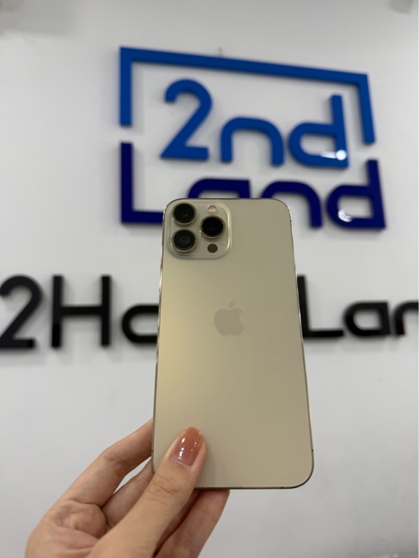 Điện thoại iPhone 13 promax - LL/A - IOS 18.6.2 - 128GB - Màu vàng - Pin thay 100% - Ngoại hình 97% - Màn trầy , thay lưng , viền trầy , cấn 4 góc - Body