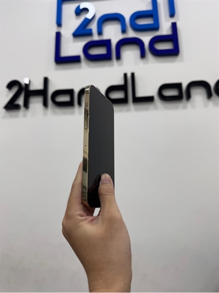 Điện thoại iPhone 13 Promax - VN/A - 128GB - IOS 26.2 - Pin 100% thay new - Màu gold - Ngoại hình 97% - Body 2