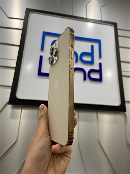 Điện thoại iPhone 13 Promax - VN/A - 256GB - IOS 17.6 - Pin 100% thay new - Màu vàng gold - Ngoại hình: 98% - Màn trầy - Body 1