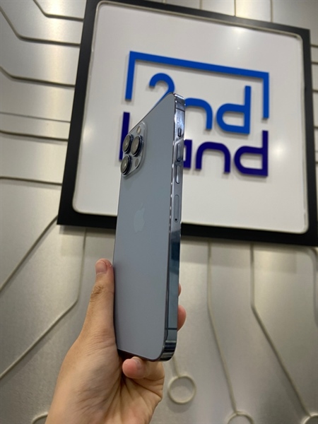 Điện thoại iPhone 13 Promax - VN/A - 256GB - Pin 100% thay new - Màu xanh - Ngoại hình: 97% - Cấn sườn, màn trầy nhiều - Body 1