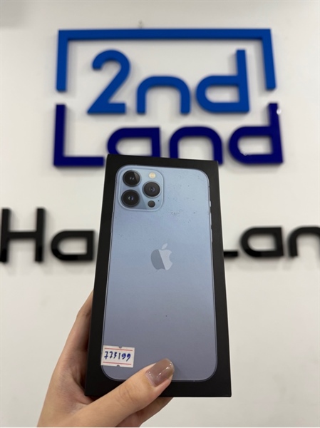 Điện thoại iPhone 13 promax - VN/A - IOS 17.5.1 - 256GB - Màu xanh - Pin 82% - Ngoại hình 98% - Màn xước , màn thay chính hãng - Box , sạc