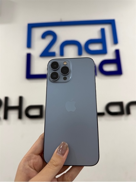 Điện thoại iPhone 13 promax - VN/A - IOS 17.5.1 - 256GB - Màu xanh - Pin 82% - Ngoại hình 98% - Màn xước , màn thay chính hãng - Box , sạc 1