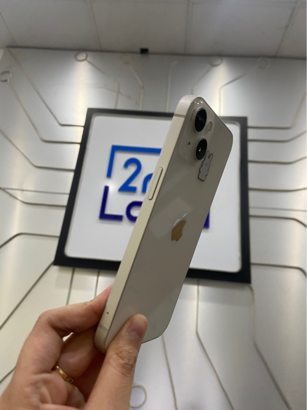 Điện thoại iPhone 13 - VN/A - 256GB - Pin 100% thay new - Màu trắng - Ngoại hình: 97% - Màn ám hồng, cấn góc , xước thân - Body