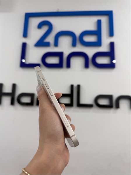 Điện thoại iPhone 13 - VN/A - IOS 26.0.1 - 128GB - Màu trắng - Pin 90% - Ngoại hình 97% - Viền cam trầy , cấn góc , viền trầy - Kèm Box , sạc 2