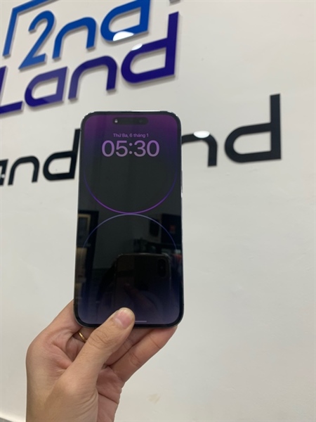 Điện thoại iPhone 14 Pro Max - LL/A - 256GB - Màu tím - Pin 87% chu kì sạc 417 lần - Ngoại hình: 98% - Trầy chấm bi nhẹ - Body 2