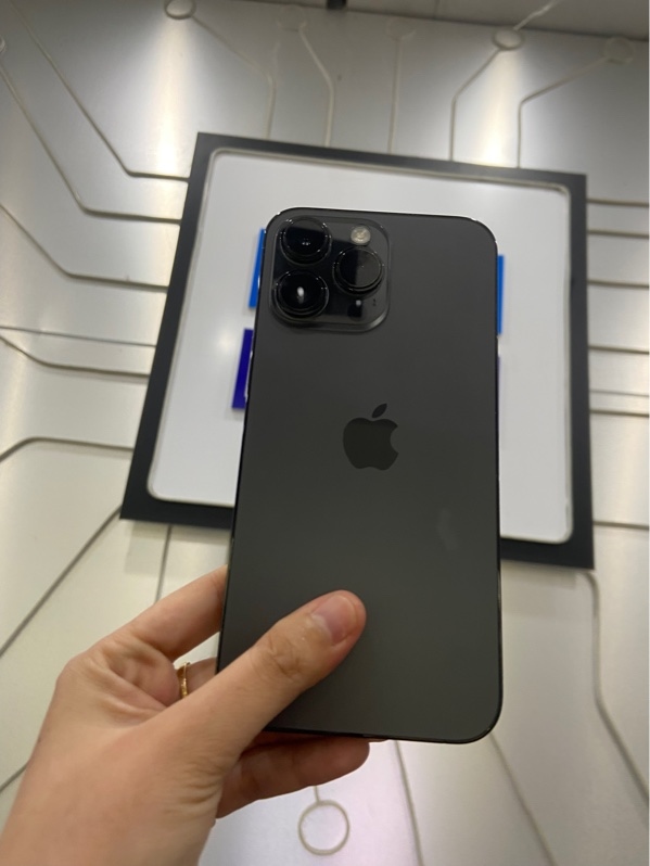 Điện thoại iPhone 14 ProMax - LL/A - 256GB - Pin 100% thay new - Màu đen - Ngoại hình: 97% - Body